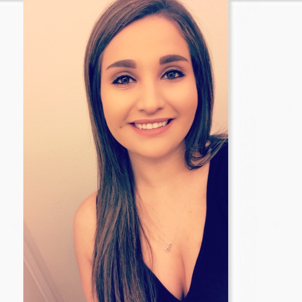 Meet your Posher, Chanelle